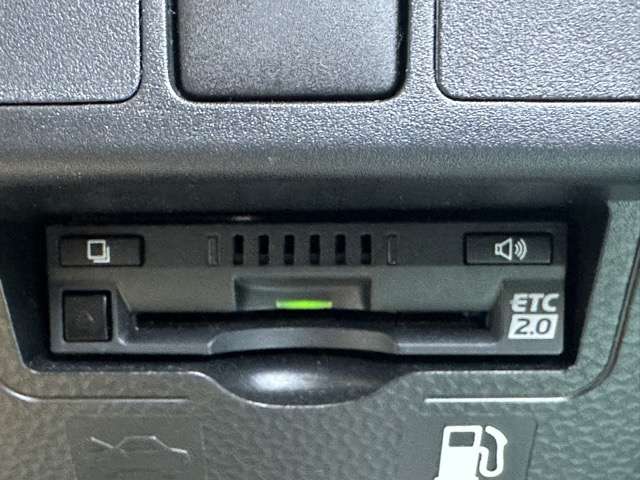 トヨタ ルーミー １．０ カスタム Ｇ－Ｔ R4年 (東海) 99