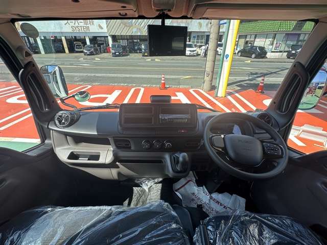 三菱フソウ キャンター ３．０ ダブルキャブ 全低床 ディーゼルターボ R7年 (東海) 99