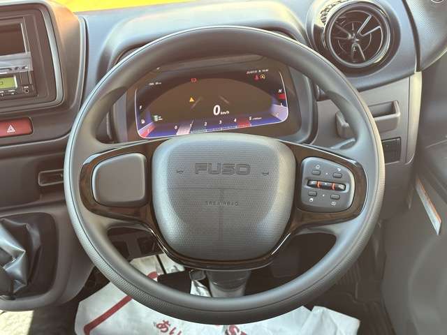 三菱フソウ キャンター ３．０ ダブルキャブ 全低床 ディーゼルターボ R7年 (東海) 99