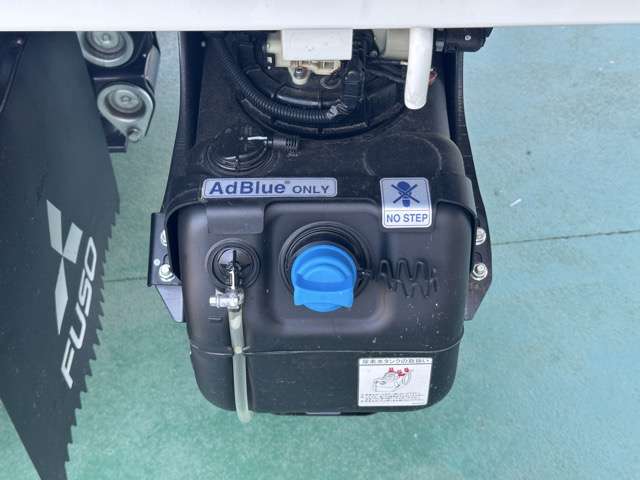 三菱フソウ キャンター ３．０ ダブルキャブ 全低床 ディーゼルターボ R7年 (東海) 99