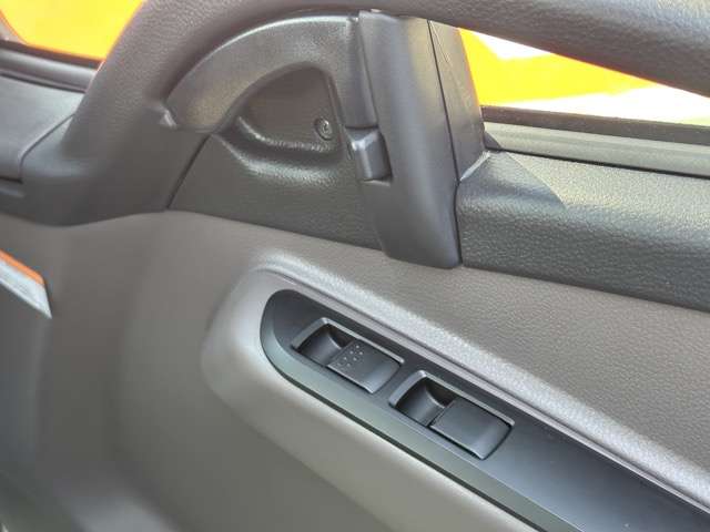 三菱フソウ キャンター ３．０ ダブルキャブ 全低床 ディーゼルターボ R7年 (東海) 99