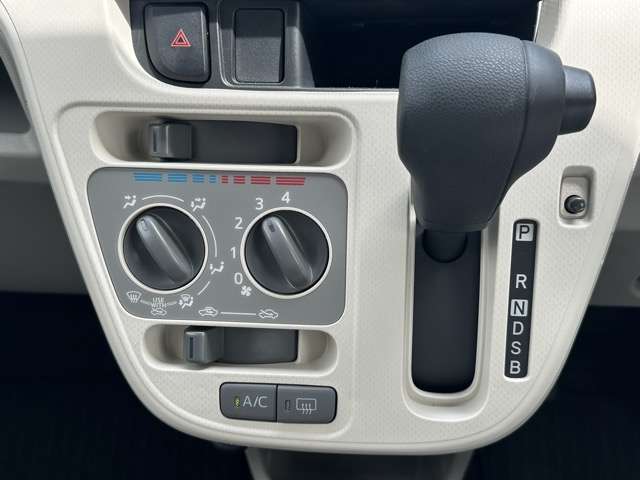 ダイハツ ムーヴ ６６０ Ｌ H30年 (東海) 99