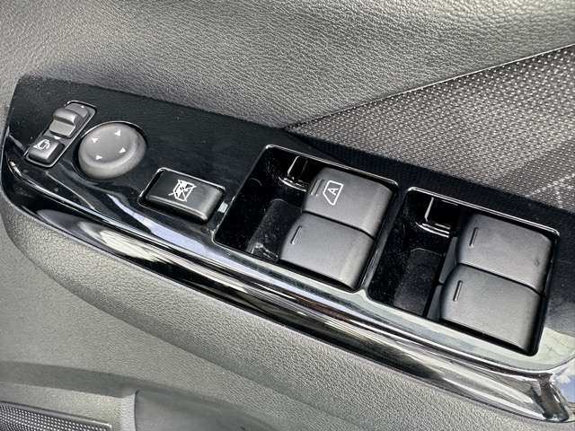 三菱 ｅＫクロス　ＥＶ Ｇ R5年 (東海) 99