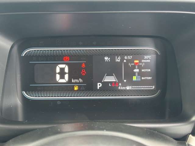 スズキ スペーシア ６６０ ハイブリッド Ｘ セーフティプラスパッケージ装着車 R7年 (東海) 99