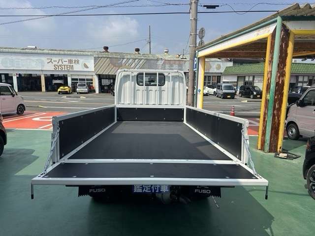 三菱フソウ キャンター ３．０ＤＴ 平ボディ全低床 ２Ｔ R7年 (東海) 99