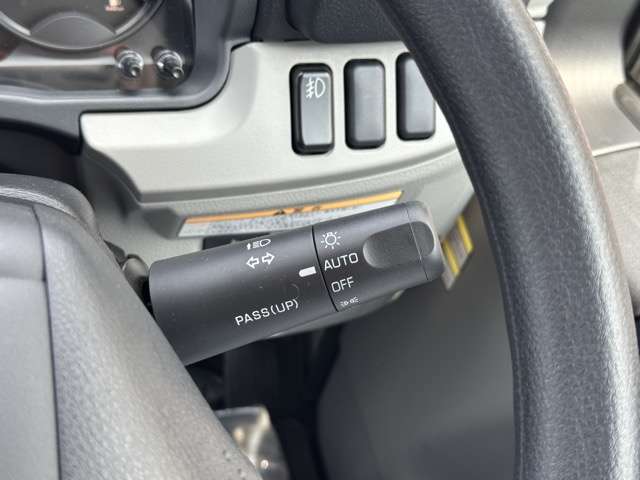 三菱フソウ キャンター ３．０ＤＴ 全低床 ２Ｔ平ボディ垂直ゲート R6年 (東海) 99