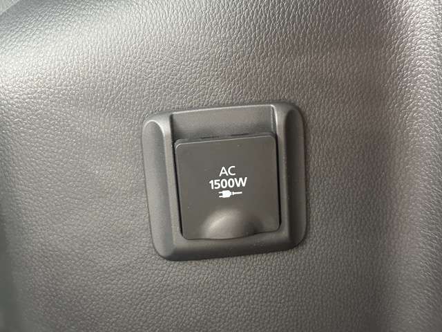 三菱 エクリプス　クロス　ＰＨＥＶ ＰＨＥＶ ２．４ Ｐ ４ＷＤ R6年 (東海) 99