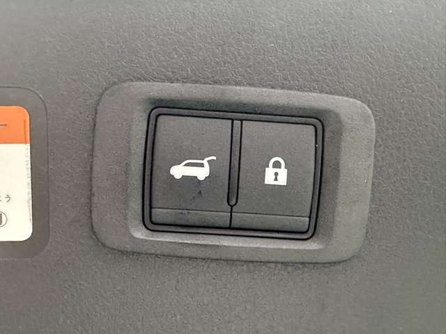 三菱 エクリプス　クロス　ＰＨＥＶ ＰＨＥＶ ２．４ Ｐ ４ＷＤ R6年 (東海) 99