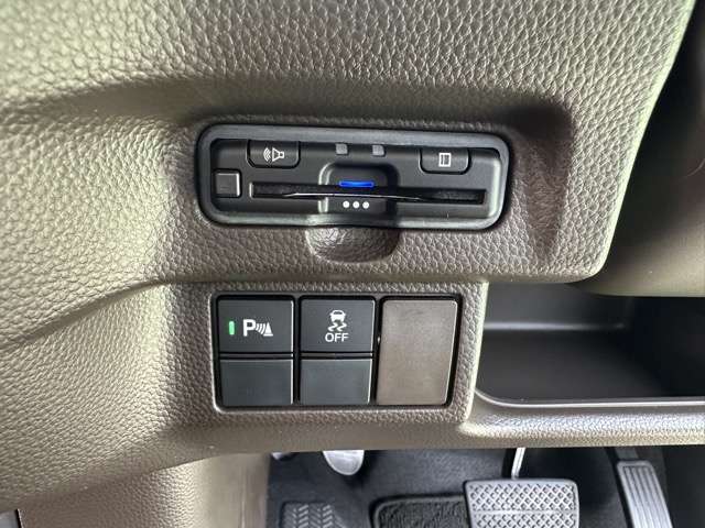 ホンダ Ｎ　ＢＯＸ ６６０ Ｌ R4年 (東海) 99