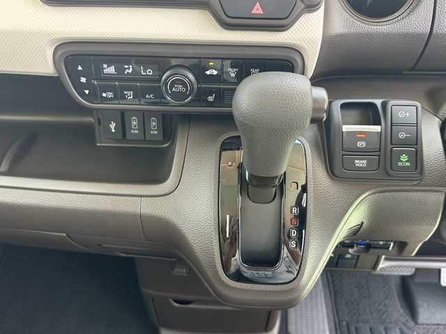 ホンダ Ｎ　ＢＯＸ ６６０ Ｌ R4年 (東海) 99