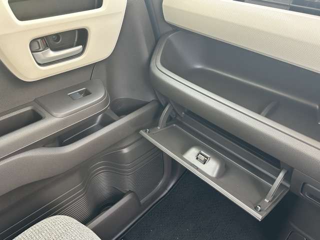 ホンダ Ｎ　ＢＯＸ ６６０ Ｌ R4年 (東海) 99