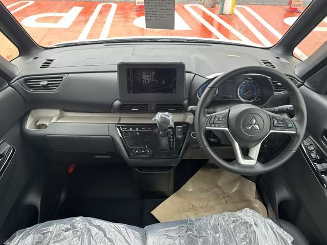 三菱 デリカ　ミニ ６６０ Ｇ プレミアム ４ＷＤ R6年 (東海) 99