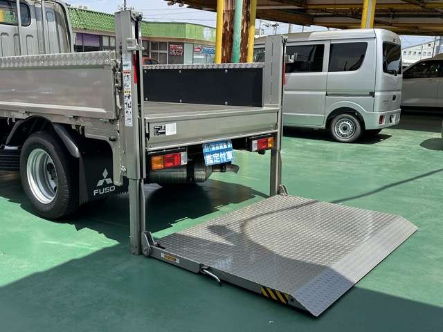 三菱フソウ キャンター ３．０ 全低床 ディーゼルターボ R6年 (東海) 99