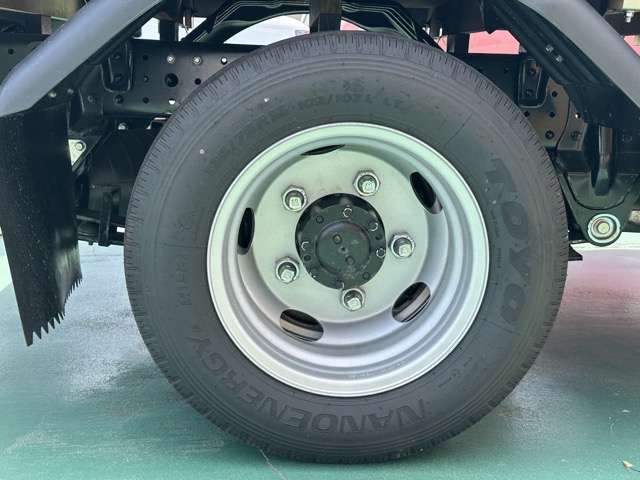 三菱フソウ キャンター ３．０ 全低床 ディーゼルターボ R6年 (東海) 99