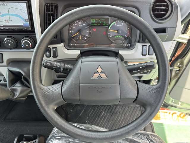 三菱フソウ キャンター ３．０ 全低床 ディーゼルターボ R6年 (東海) 99