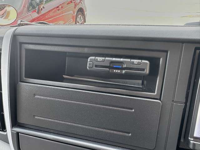 三菱フソウ キャンター ３．０ 全低床 ディーゼルターボ R6年 (東海) 99