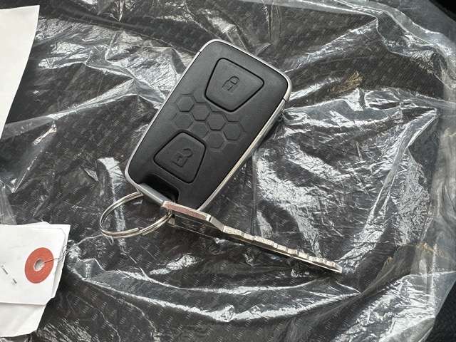 三菱フソウ キャンター ３．０ 全低床 ディーゼルターボ R6年 (東海) 99