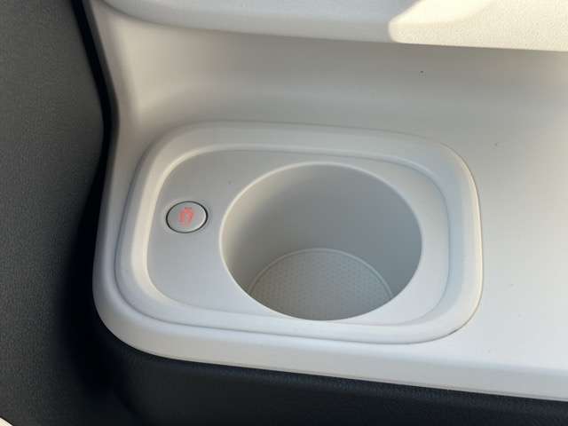 ダイハツ ムーヴ　キャンバス ６６０ ストライプス Ｇ R6年 (東海) 99