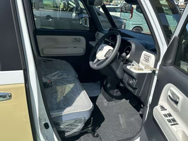 ダイハツ ムーヴ　キャンバス ６６０ ストライプス Ｇ R6年 (東海) 99