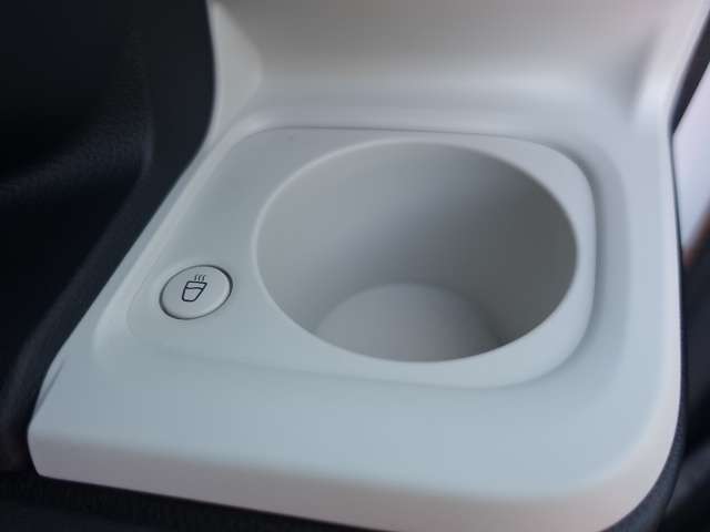 ダイハツ ムーヴ　キャンバス ６６０ ストライプス Ｇ R6年 (東海) 99