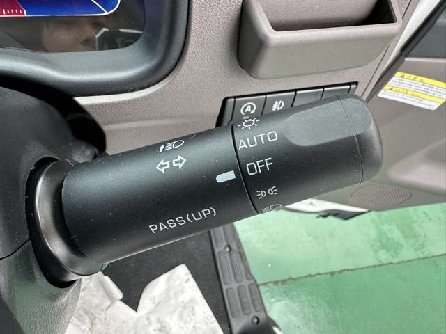 三菱フソウ キャンター ３．０ 全低床 ディーゼルターボ R7年 (東海) 99