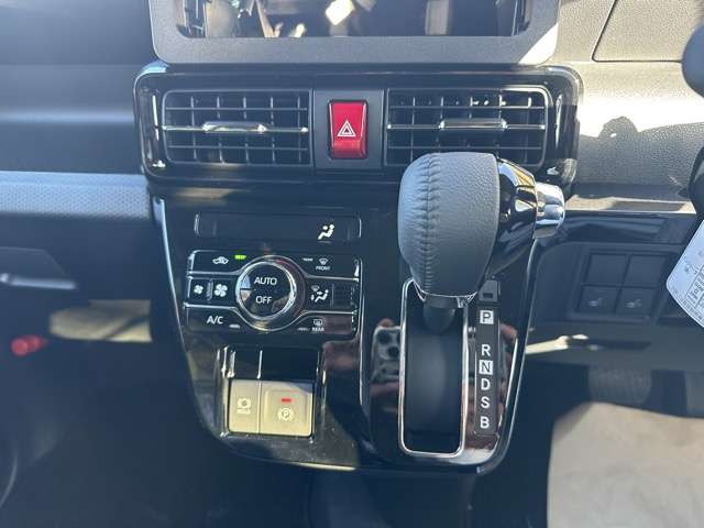 ダイハツ タント ６６０ カスタム ＲＳ R6年 (東海) 99