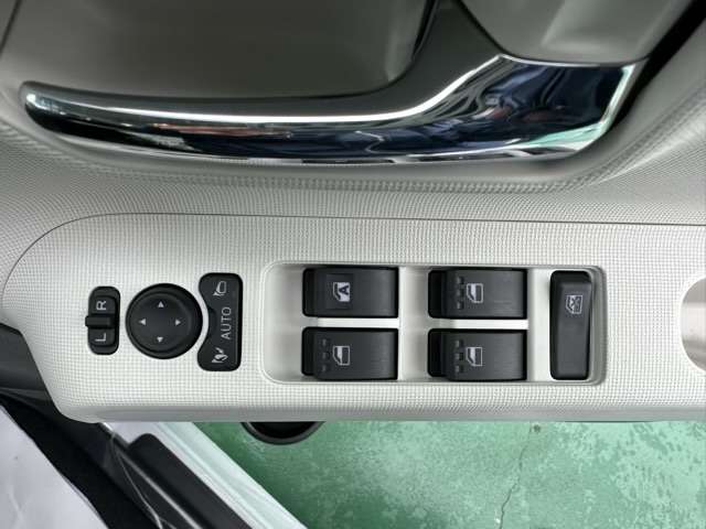 ダイハツ ムーヴ　キャンバス ６６０ ストライプス Ｇ R6年 (東海) 99