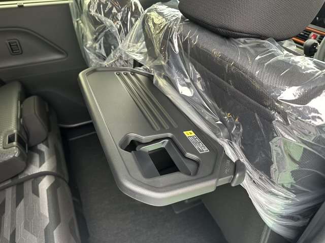 ダイハツ タント ６６０ ファンクロスターボ R6年 (東海) 99