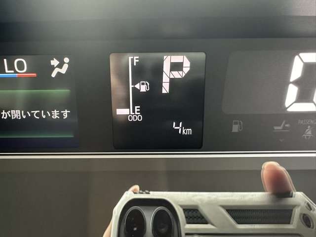 ダイハツ タント ６６０ ファンクロスターボ R6年 (東海) 99