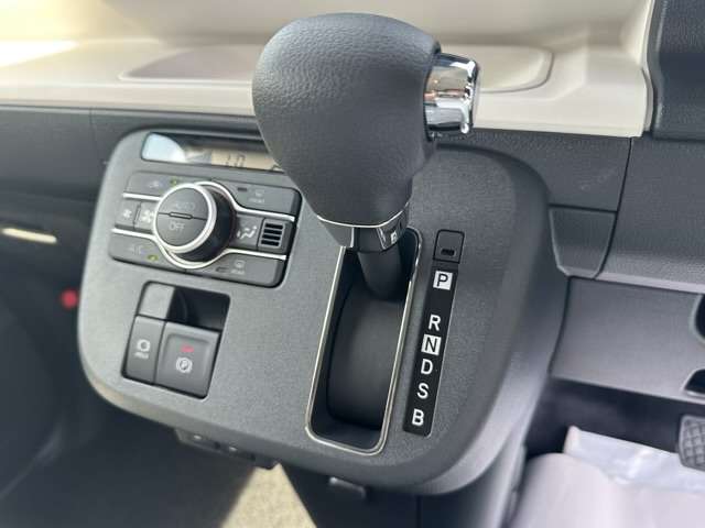 ダイハツ ムーヴ　キャンバス ６６０ ストライプス Ｇ R6年 (東海) 99