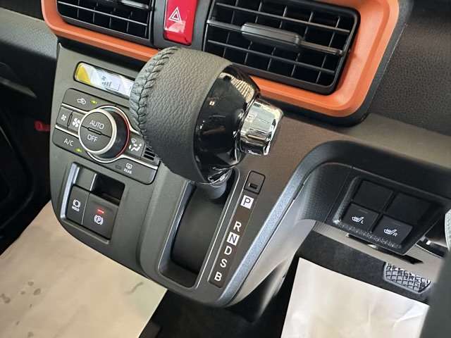 ダイハツ タント ６６０ ファンクロスターボ R6年 (東海) 99