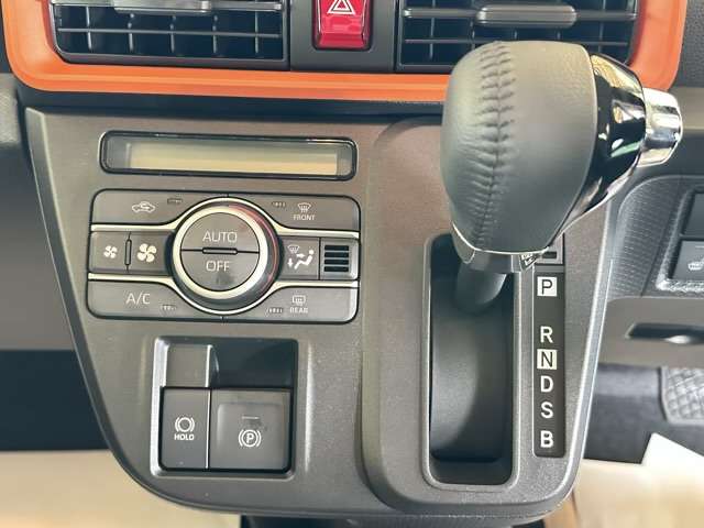 ダイハツ タント ６６０ ファンクロスターボ R6年 (東海) 99