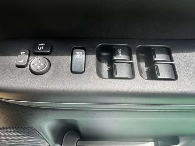 スズキ スペーシア ６６０ ハイブリッド Ｘ R6年 (東海) 99