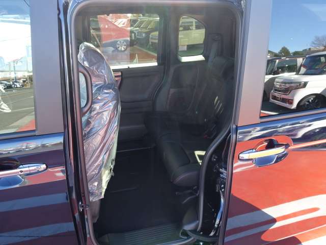 ホンダ Ｎ　ＢＯＸ カスタム ６６０ Ｌ コーディネートスタイル R4年 (東海) 99