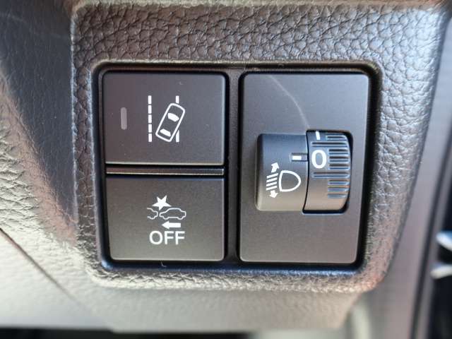 ホンダ Ｎ　ＢＯＸ カスタム ６６０ Ｌ コーディネートスタイル R4年 (東海) 99