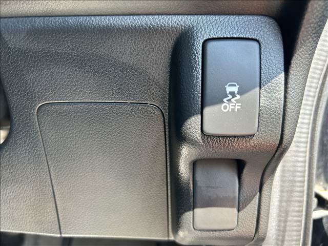 ホンダ Ｎ　ＢＯＸ ６６０ カスタムＧ Ｌパッケージ H24年 (東海) 99