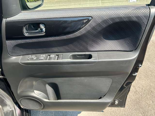 ホンダ Ｎ　ＢＯＸ ６６０ カスタムＧ Ｌパッケージ H24年 (東海) 99