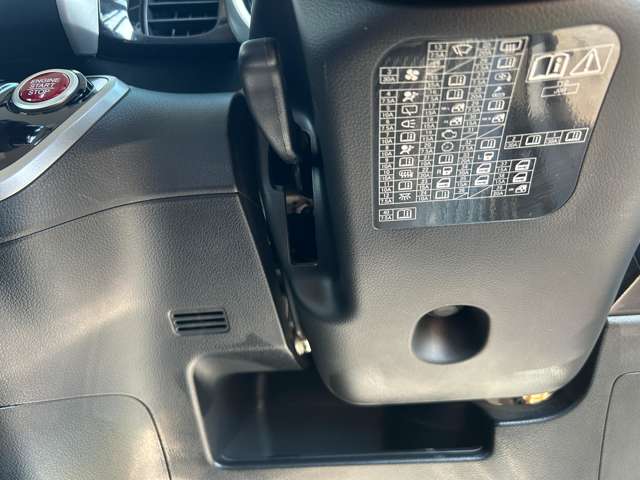 ホンダ Ｎ　ＢＯＸ ６６０ カスタムＧ Ｌパッケージ H24年 (東海) 99