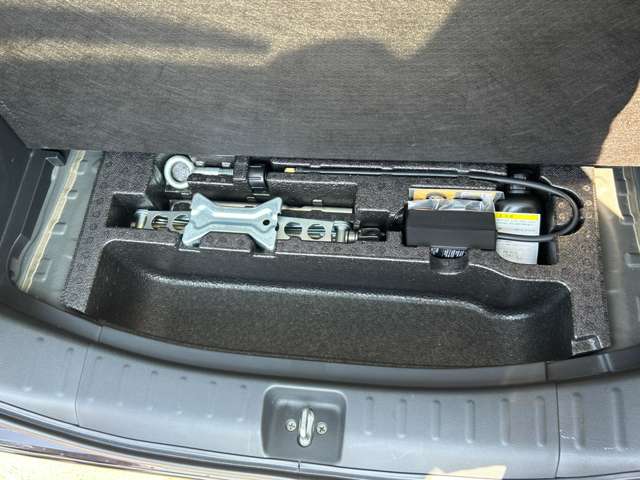 ホンダ Ｎ　ＢＯＸ ６６０ カスタムＧ Ｌパッケージ H24年 (東海) 99