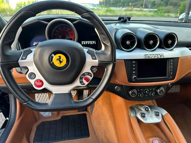 フェラーリ ＦＦ Ｆ１ ＤＣＴ ４ＷＤ H24年 (東海) 99