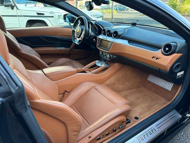 フェラーリ ＦＦ Ｆ１ ＤＣＴ ４ＷＤ H24年 (東海) 99