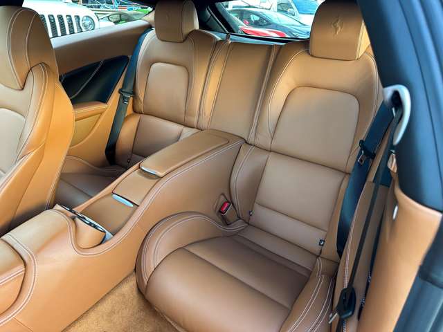 フェラーリ ＦＦ Ｆ１ ＤＣＴ ４ＷＤ H24年 (東海) 99