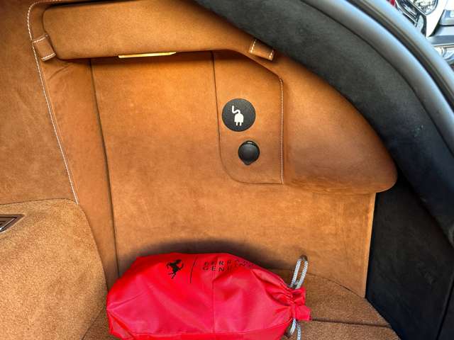 フェラーリ ＦＦ Ｆ１ ＤＣＴ ４ＷＤ H24年 (東海) 99