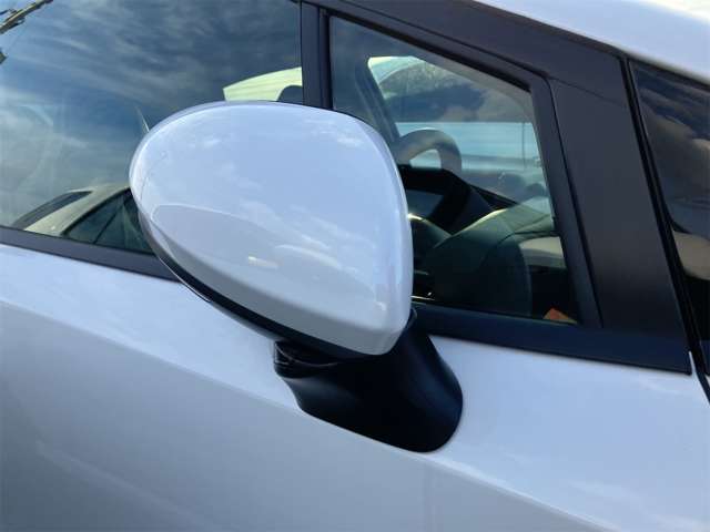 日産 ノート １．２ Ｘ R6年 (東海) 99