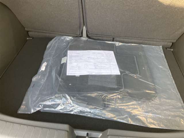 日産 ノート １．２ Ｘ R6年 (東海) 99