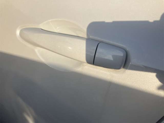 日産 ノート １．２ Ｘ R6年 (東海) 99