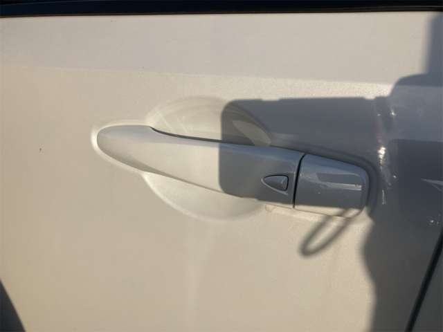 日産 ノート １．２ Ｘ R6年 (東海) 99