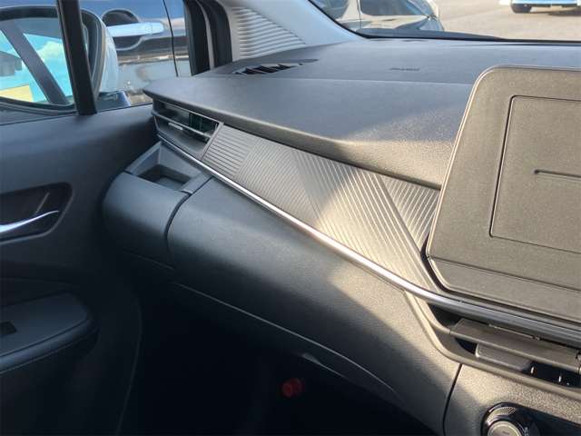 日産 ノート １．２ Ｘ R6年 (東海) 99