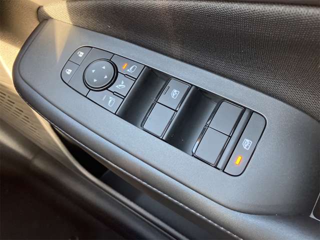 日産 ノート １．２ Ｘ R6年 (東海) 99