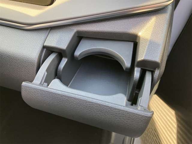 日産 ノート １．２ Ｘ R6年 (東海) 99